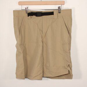 3/$30 Eddie Bauer Travex Cargo Shorts Size 34 NWT Tan